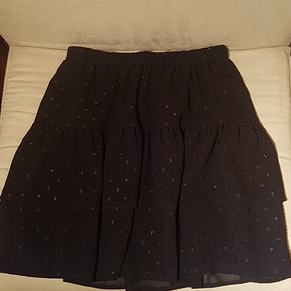 Loft black tiered skirt, shiny polka dots